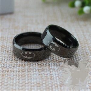 𝅺BATMAN Stainless Steel Ring. 6mm.